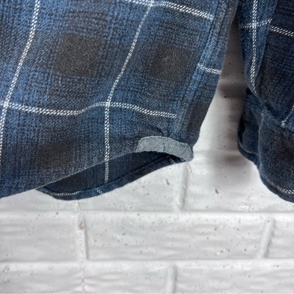 GRAYERS 100% Cotton Heritage Blue Black Plaid Flannel Shirt Men’s Medium - Picture 4 of 9